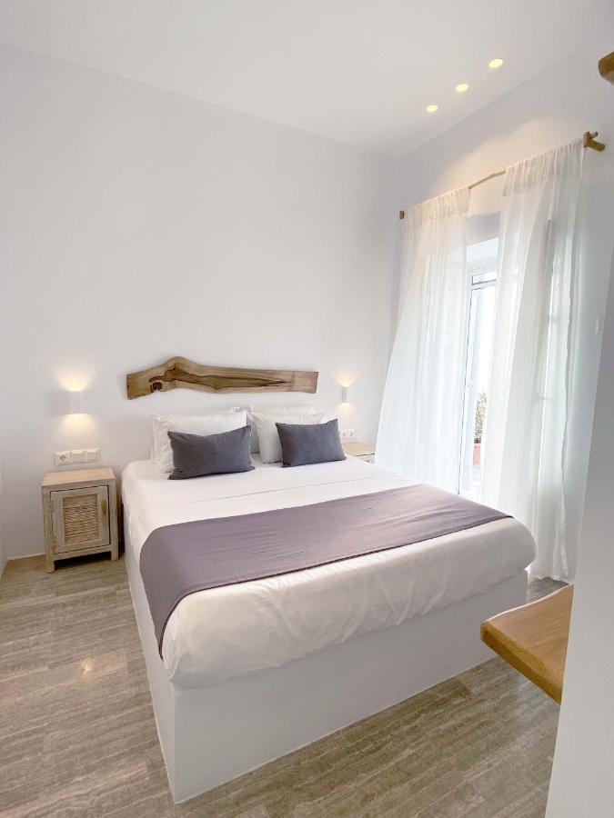 Lyra Seafront Apartment , Paroikia Town Center Exteriér fotografie